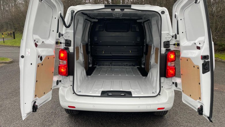 Vauxhall Vivaro L1 Diesel 1.5 Turbo D 120 Pro H1 Van